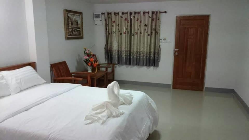 Siya House Hotel Chiang Rai Buitenkant foto